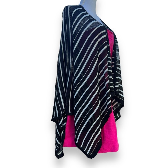 Calvin Klein NWT Knit Ruana Wrap Shawl Soft Sleek Lightweight - Picture 3 of 13